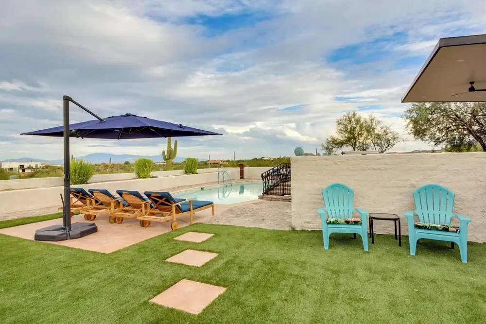 Hollywood Hills of Tucson: 20 Acres, Pool, Hot Tub