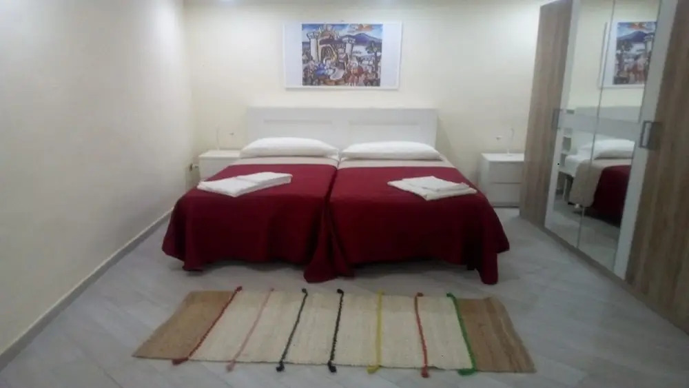 A' casa d'e pazzarelle