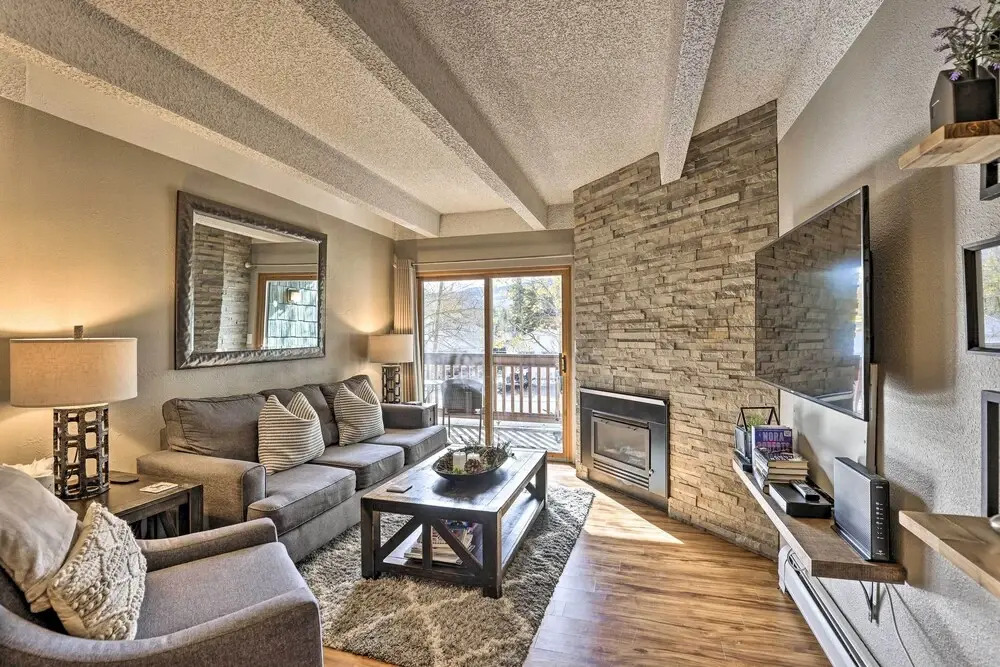 Modern Condo: 2 Blocks to Main Street Frisco!