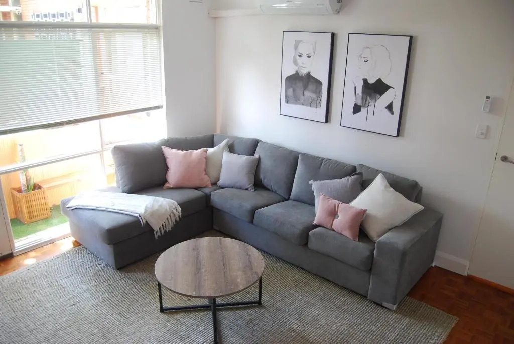 Balcony Retreat with 50in TV Netflix