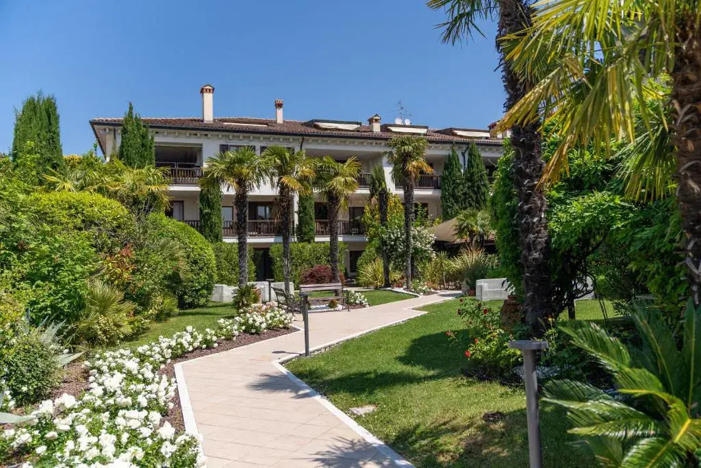 Отель Palazzo della Scala Spa Hotel Suites & Apartments