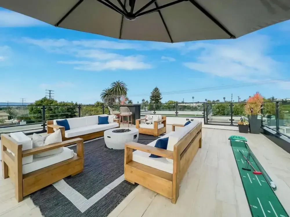 The Penmar Retreat - Luxurious Resort-style Oasis