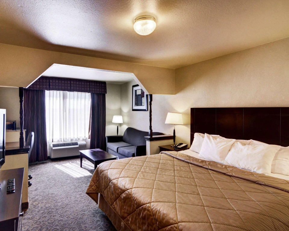 Quality Inn & Suites Terrell