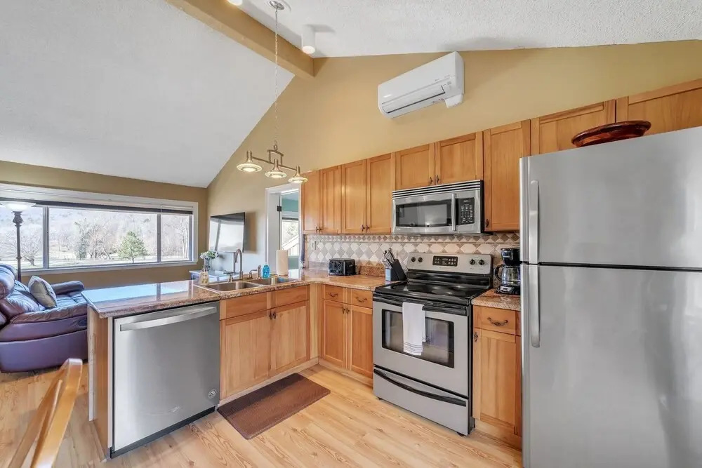 Rumbling Bald Resort-fairway Villa On Bald Mountain Lake-mountain Views 2 Bedroom Condo by Sunscape Property Management