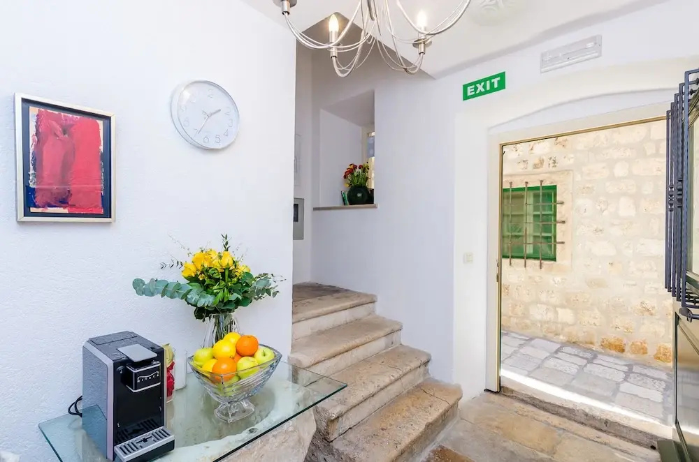 Guest House Flores