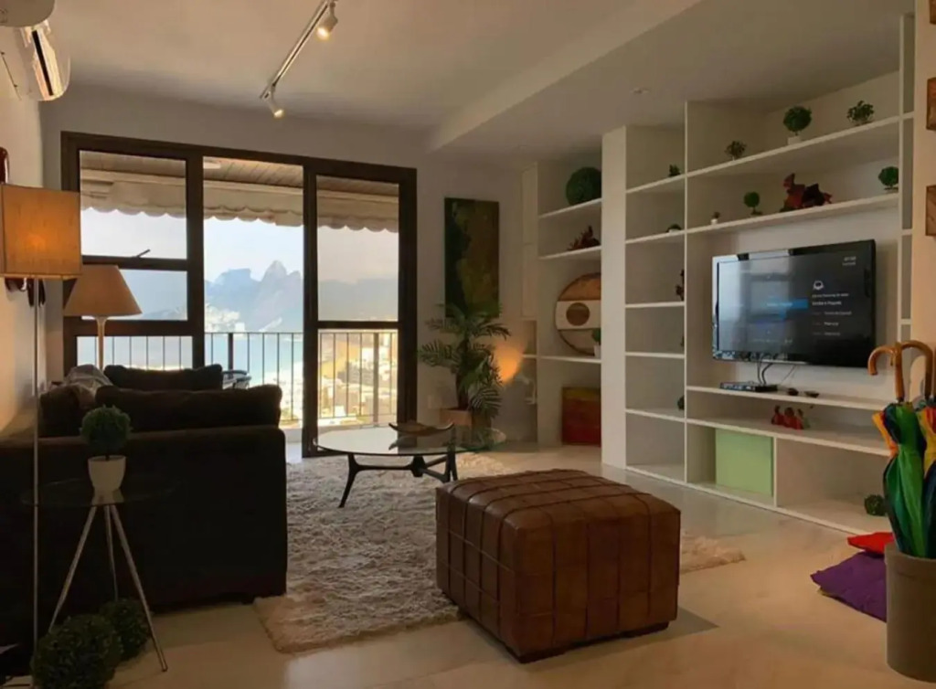 Stunning view over Ipanema, 2 BR