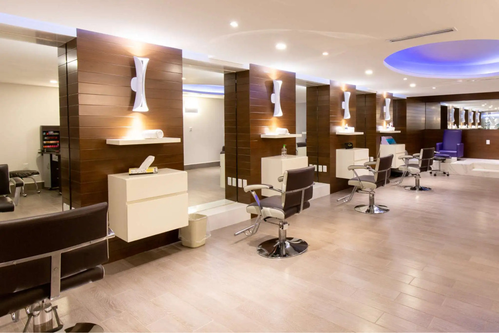 HS HOTSSON Hotel Leon