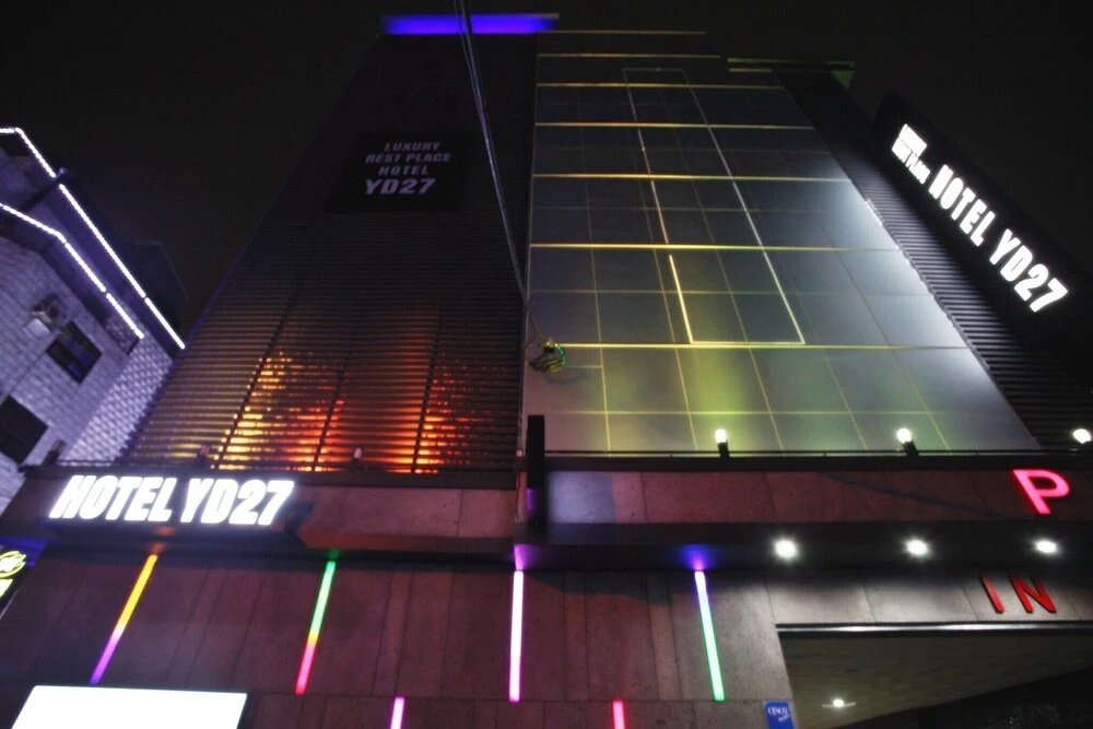 Yd 27 Hotel