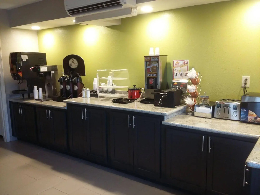 Regency Inn