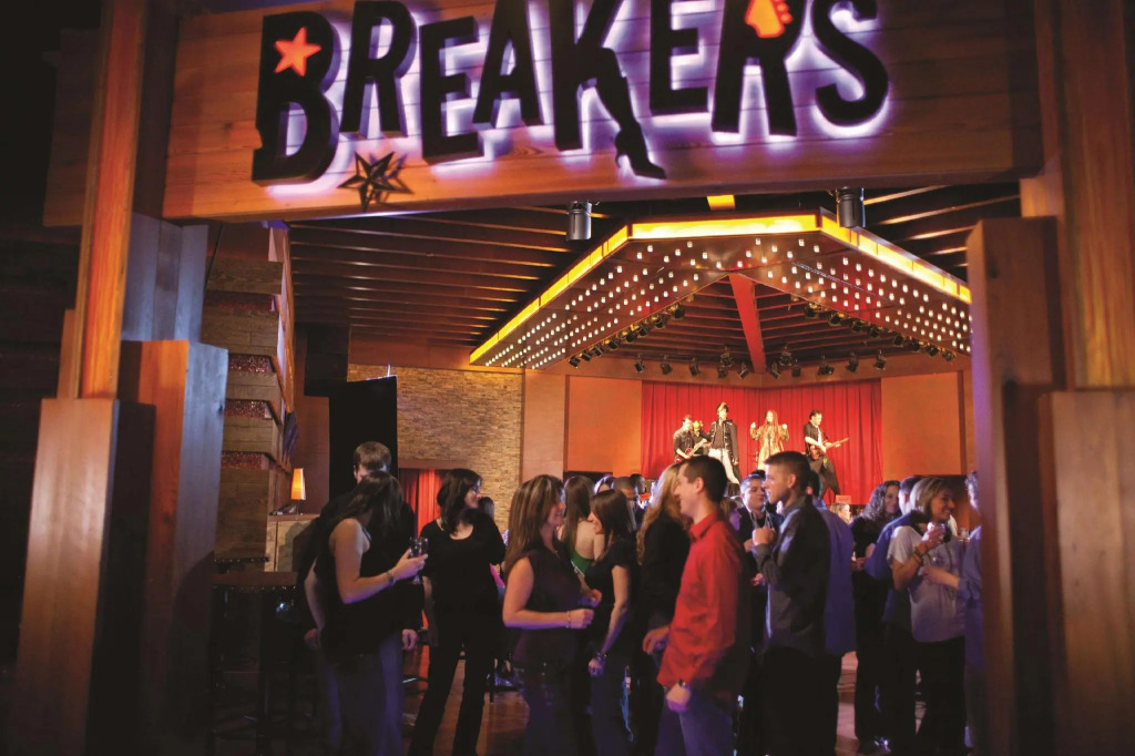 Mohegan Pennsylvania Casino Resort - Adults Only 21+