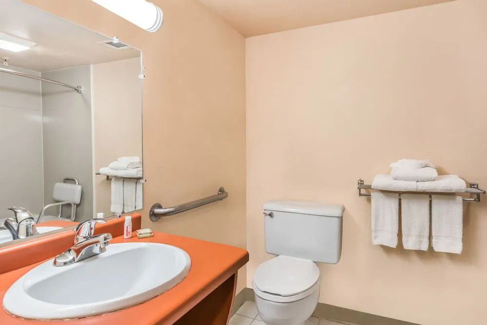Baymont by Wyndham Batavia - Darien Lake
