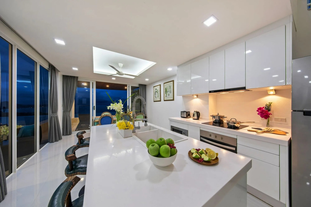 Villa Lily with Great Sea View