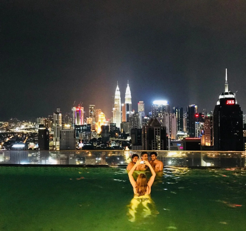 57 Sky Stay Residences Regalia KLCC
