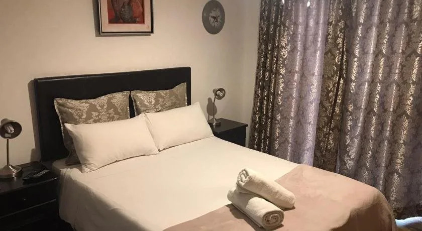 Cura Lodge
