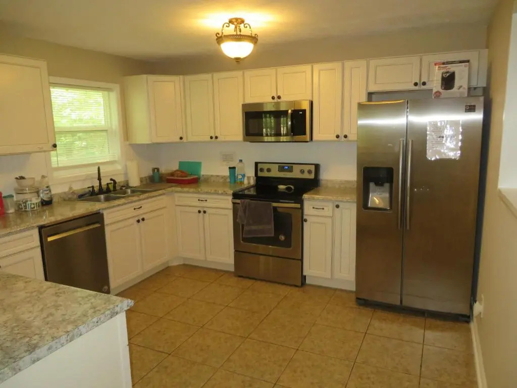 The King Suites - Netflix, Disney, Amzn Video -near ATL Hartsfield Jackson Airport