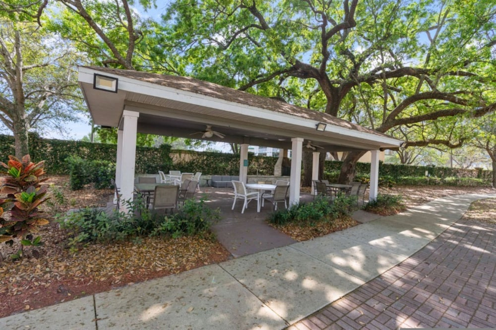 Cozy 4BR Disney Vacation Home7-104