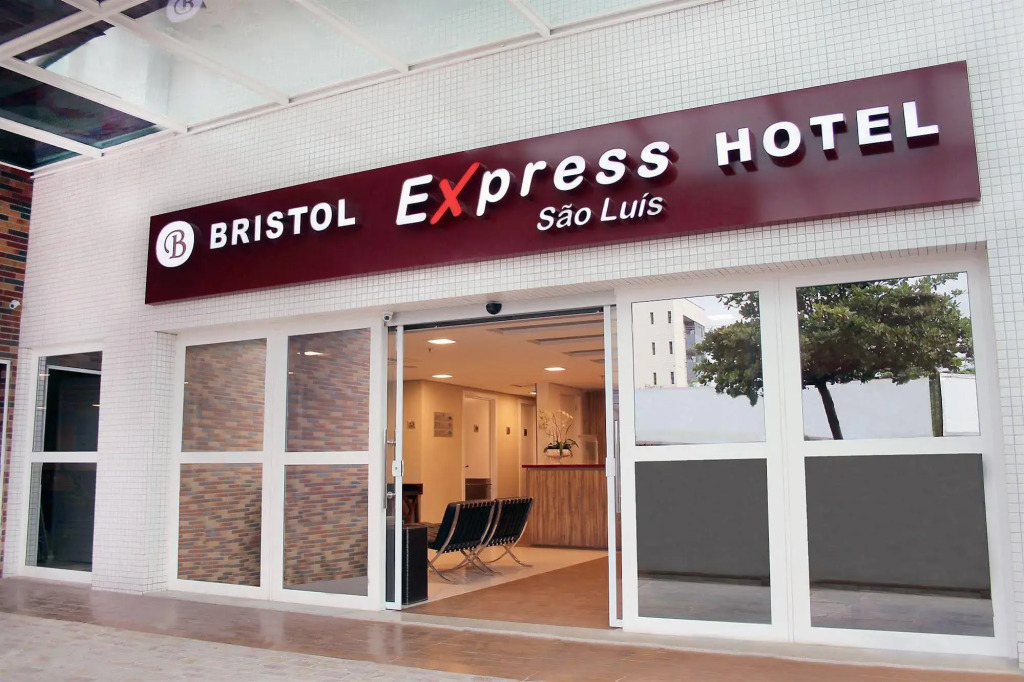 Profissionalle Hotel São Luís
