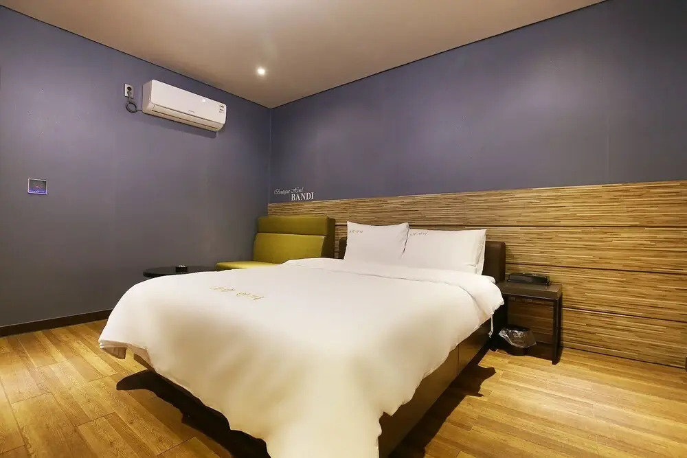 Gongju Hotel Bandi