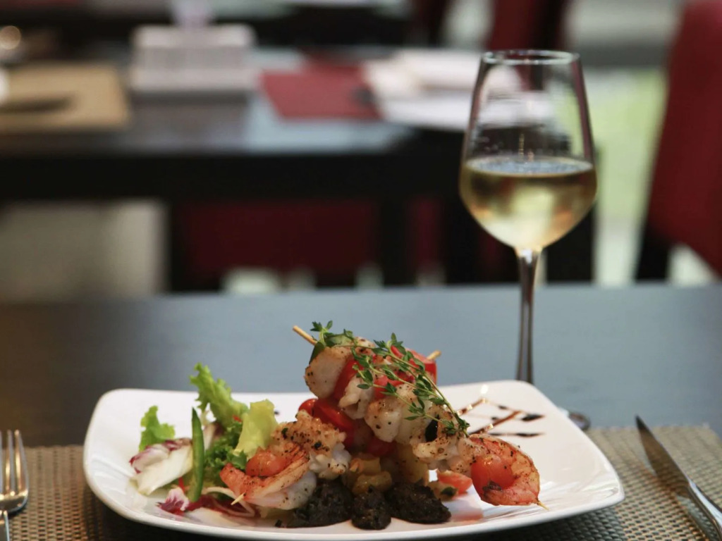 Mercure Hanoi La Gare Hotel