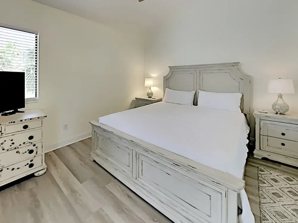 Shoreline Garden Townhomes #31 - Linger Longer