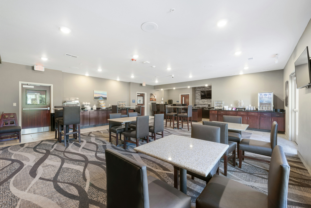 Cobblestone Hotel & Suites - Urbana