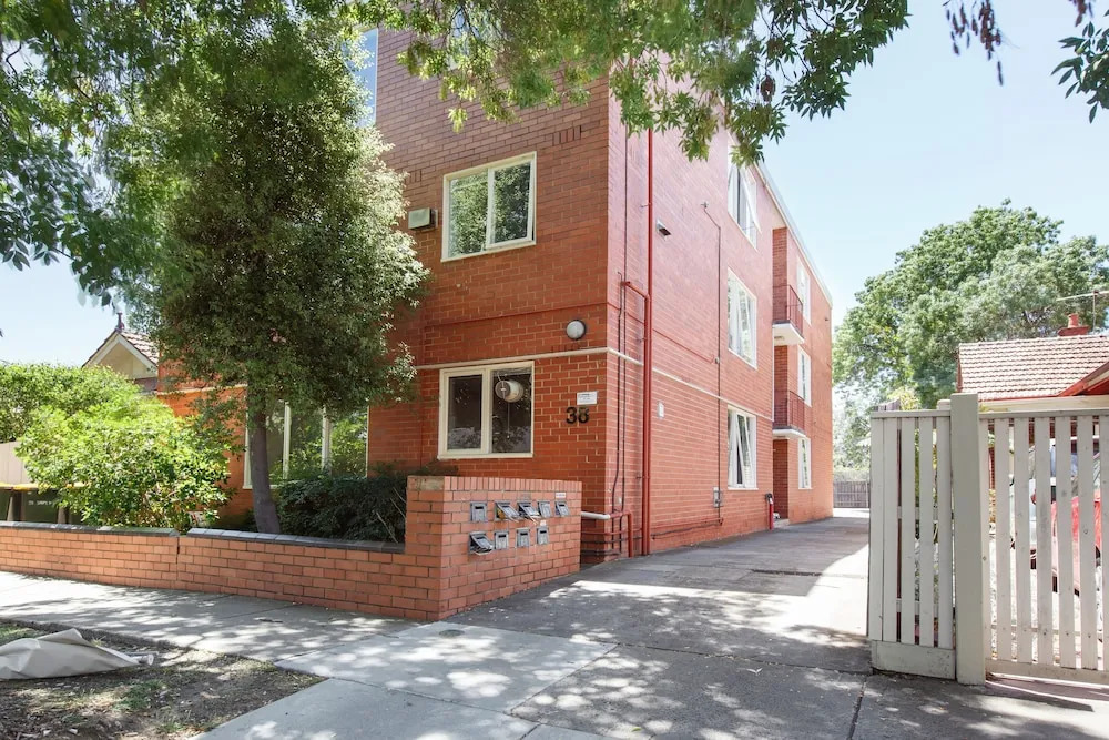 Elle Apartments by Ready Set Host