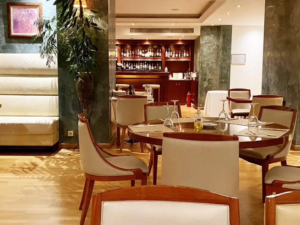 Piraeus Theoxenia Hotel