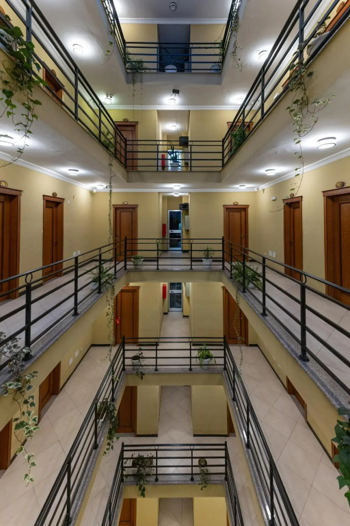 Daisy Hotel