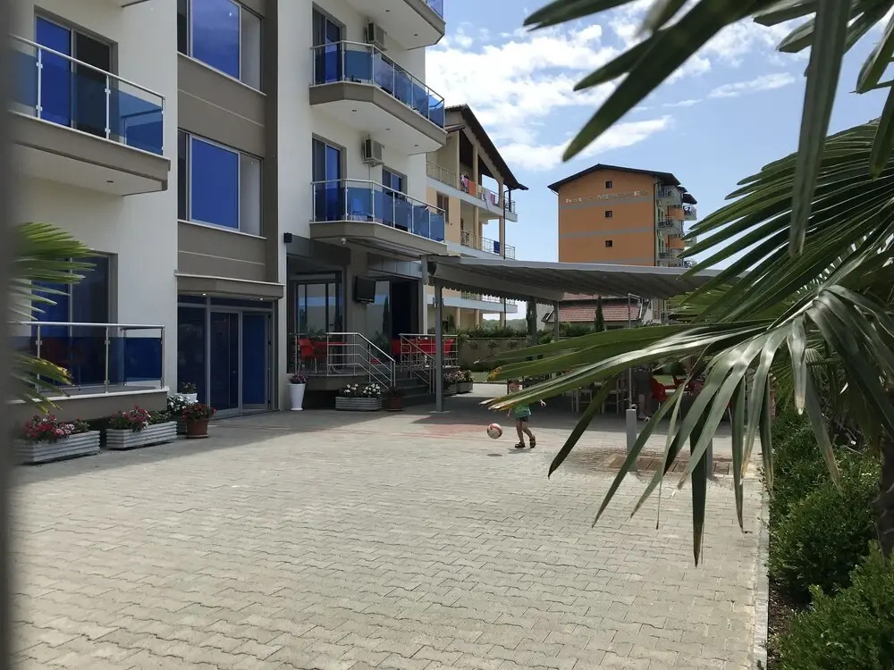 Hotel Viktoria Velipoje