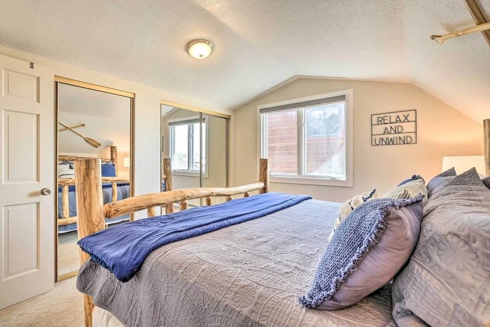 Near Dtwn: Grand Lake Home w/ Marina Access