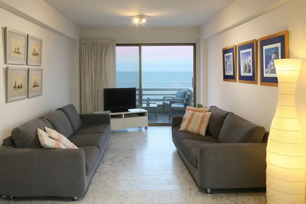 Mackenzie Seafront Suite