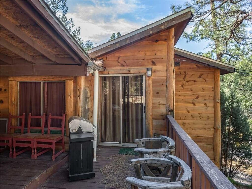 Big Bear, 3 Bedrooms, Stone Fireplace, Midtown, Sleeps 10