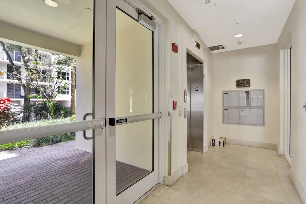 Deerfield Condo Suites by Opus