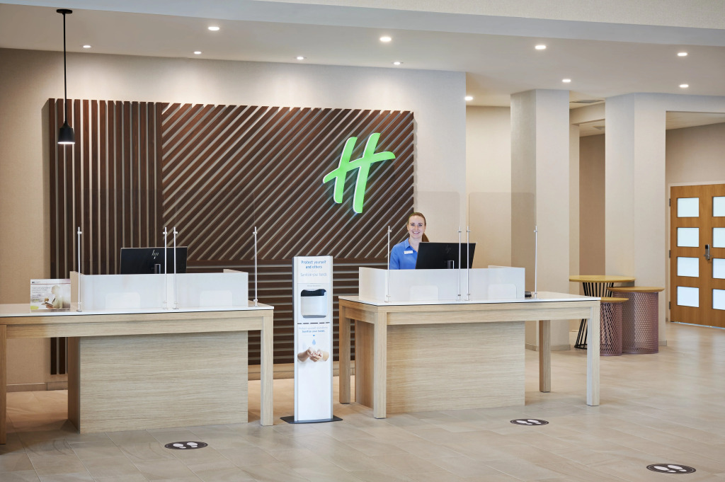 Holiday Inn & Suites Oakville at Bronte by IHG