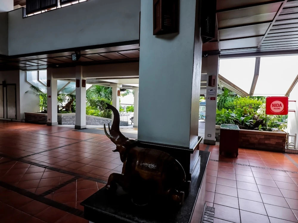 NIDA Rooms Phuket Marina Rose