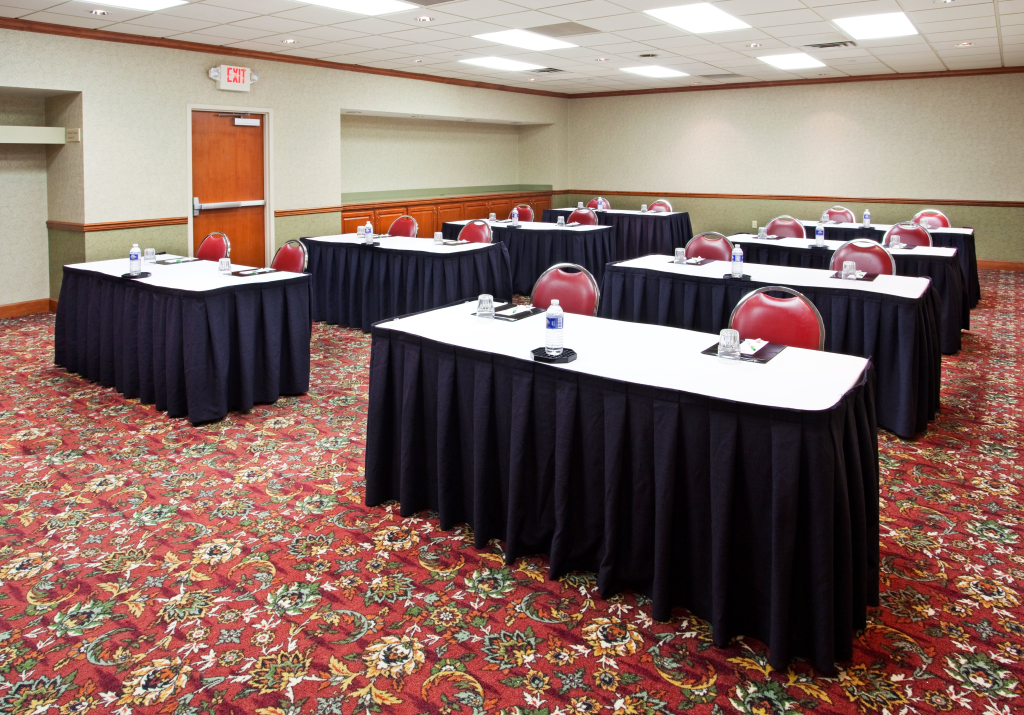 Holiday Inn Cincinnati-Eastgate by IHG