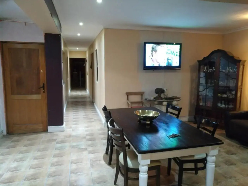 Liziwes Guest House