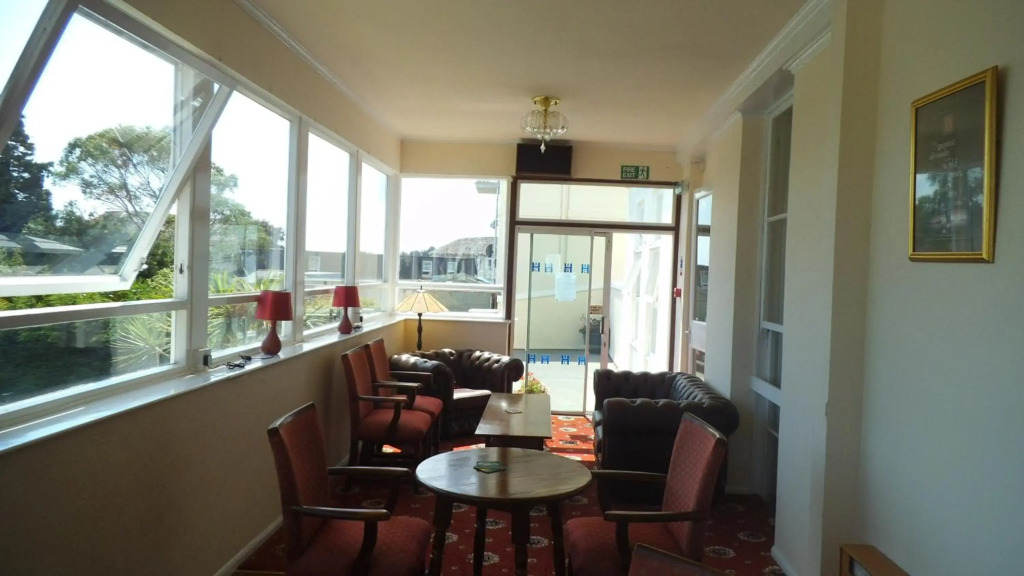 Abbey Court Hotel