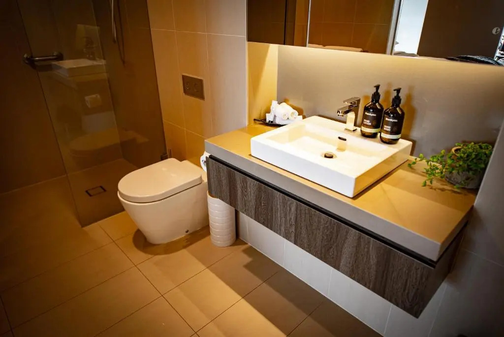 Modern, Clean, Luxury at the Right Price.....