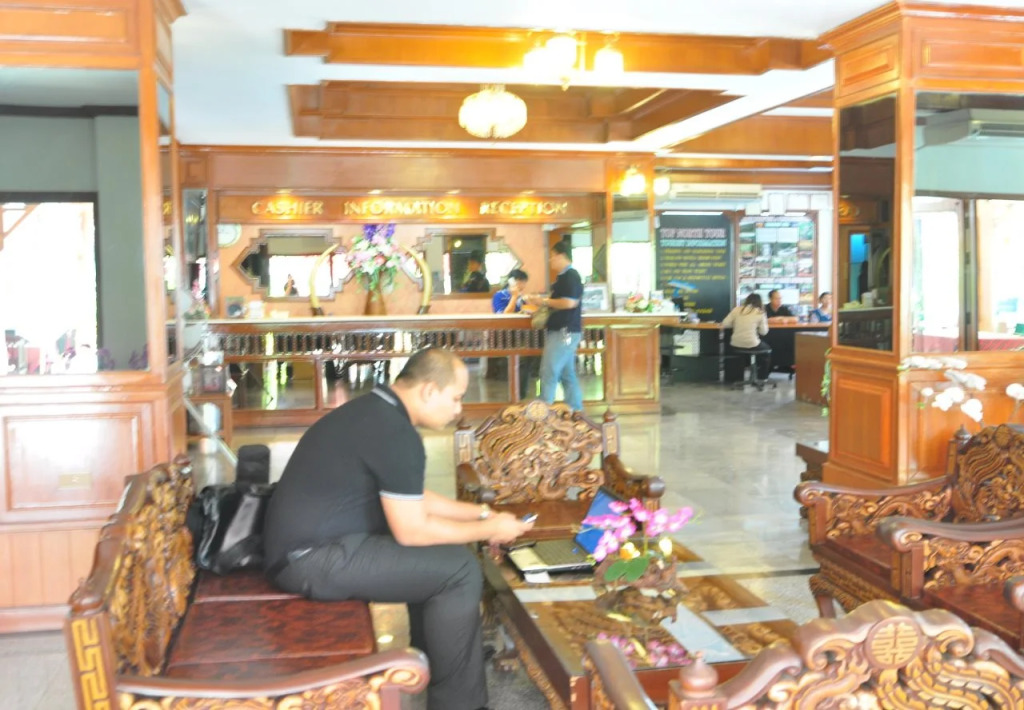 Top North Hotel