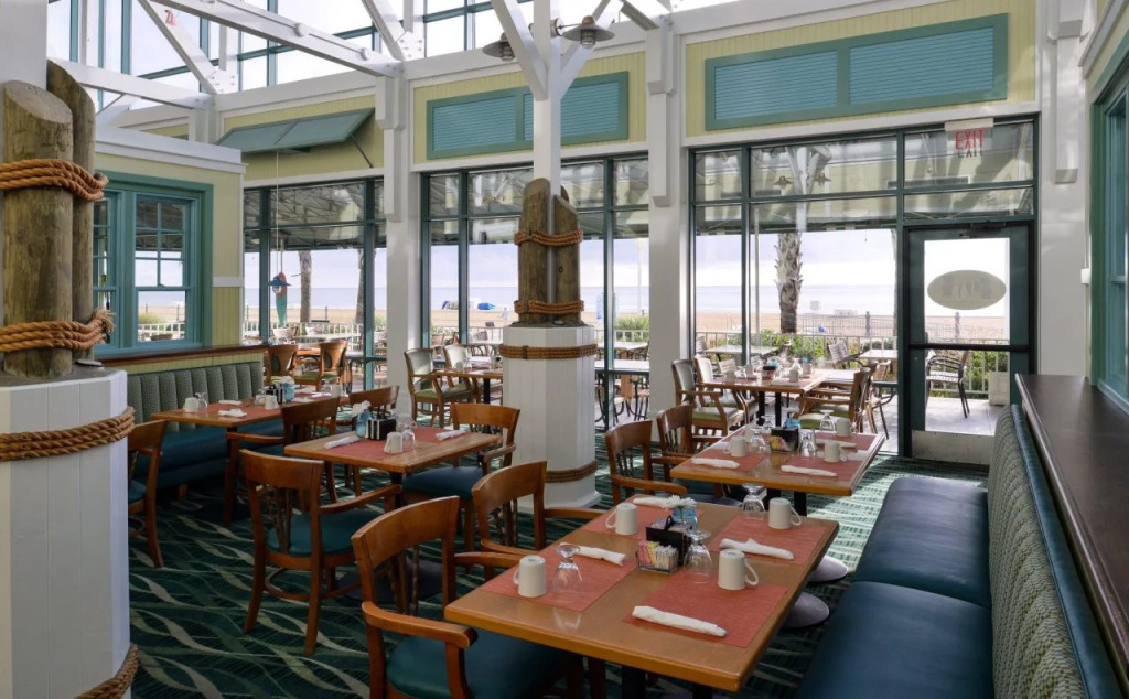 Holiday Inn Va Beach-Oceanside 21st St by IHG