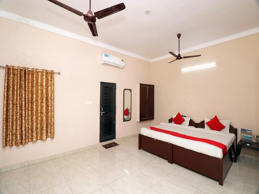Hotel Hkj Sanskriti By OYO Rooms