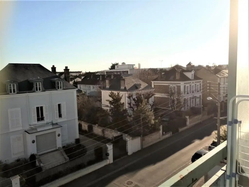 Appartement Proche Gare Et Centre Ville