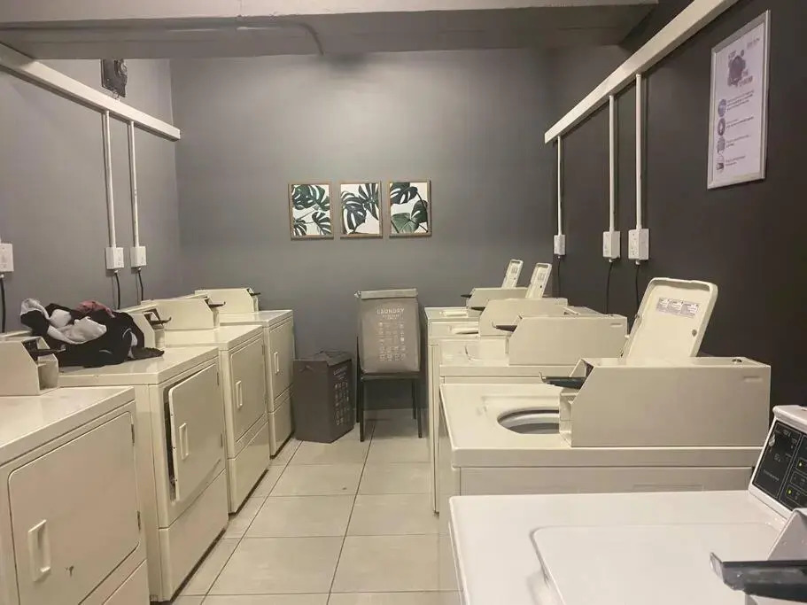 Stylish Dante’s 1-bedroom condo free Wifi & Cinema