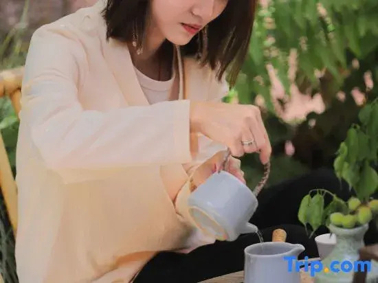 Mrs Lin hotel