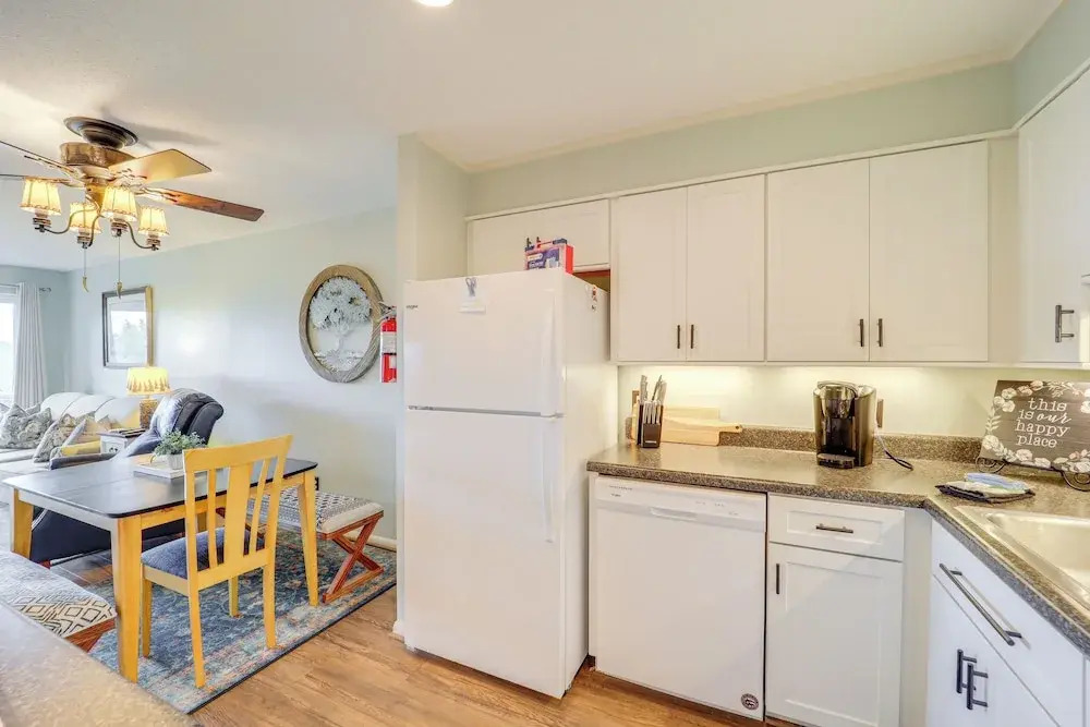 1 Mi to Ski Lifts: Sugar Mountain Condo