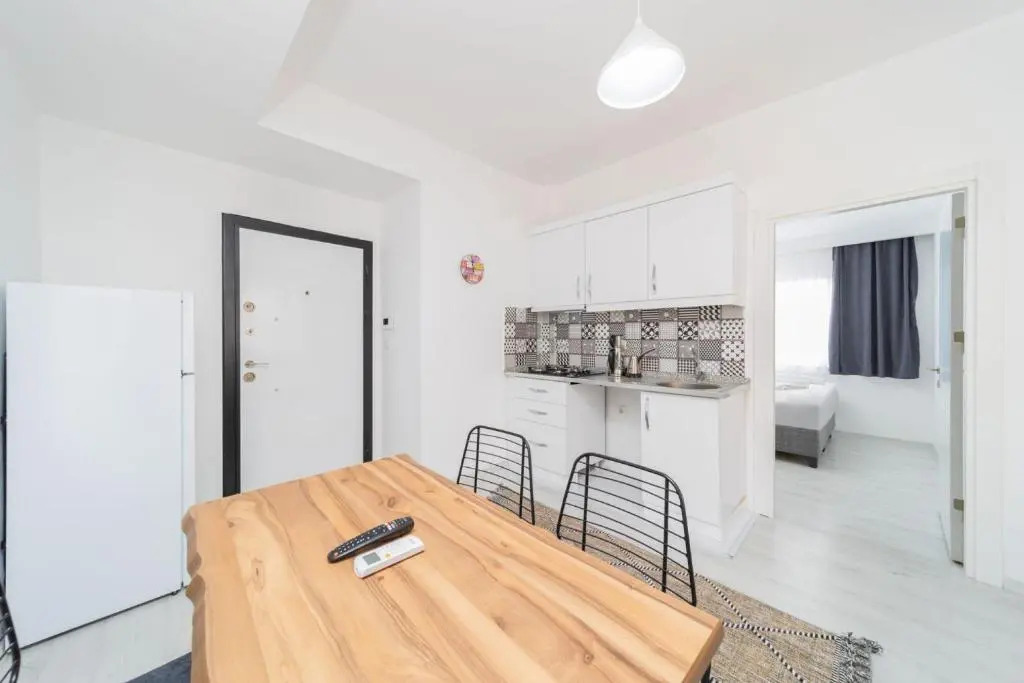 Modern and Comfortable Apartment in Muratpasa
