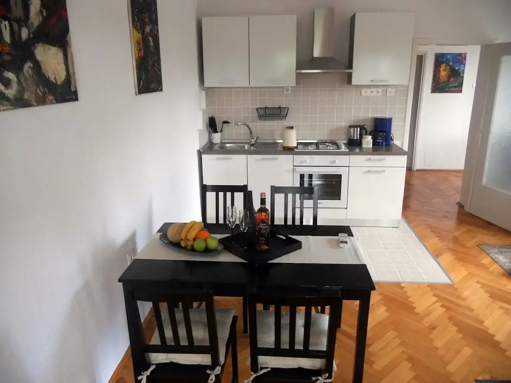 Spacious Apartment With Terrace & Outdoor Kitchen Surrounded by a Garden