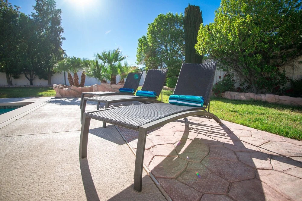 Luxury 6BR 10min to LV Strip Sleeps 20