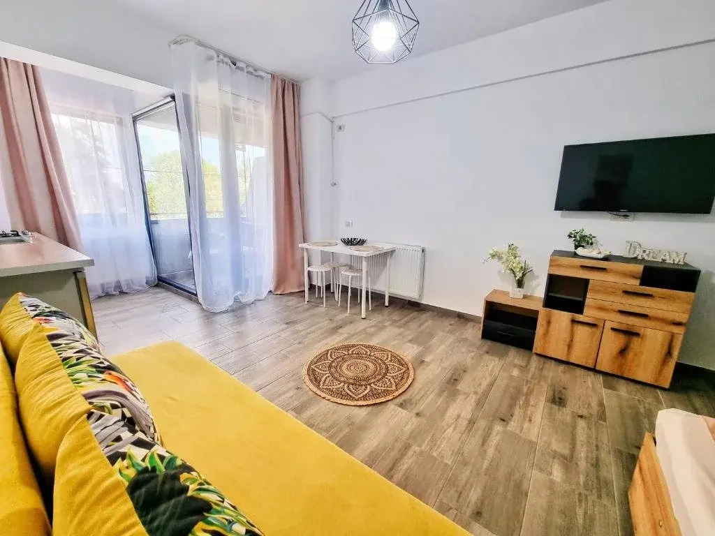 Seven Eleven Luxury Apartment